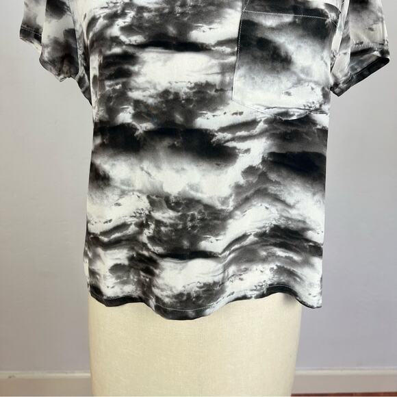 The Podolls Black White Washed Silk Top - Picture 4 of 7